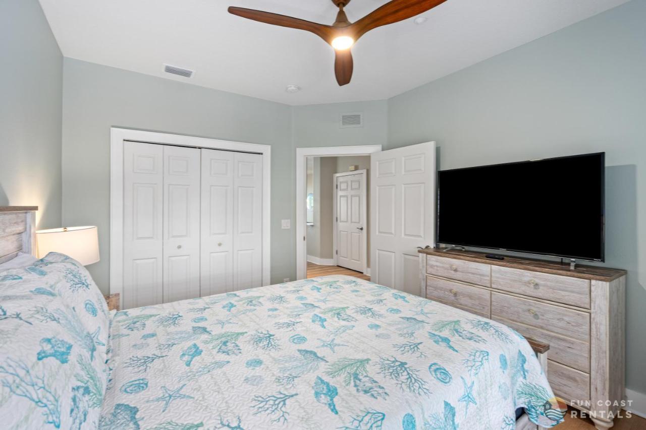 On Flagler Avenue! Dog Friendly With Balcony And Parking Walk To The Beach! New Smyrna Beach Extérieur photo